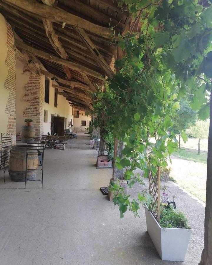 Domaine Des Granges Neuves Hotel Confrançon Buitenkant foto