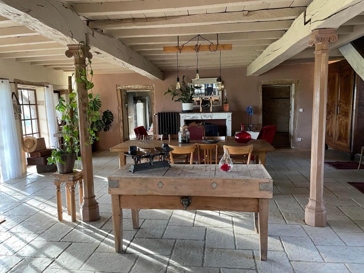 Domaine Des Granges Neuves Hotel Confrançon Buitenkant foto