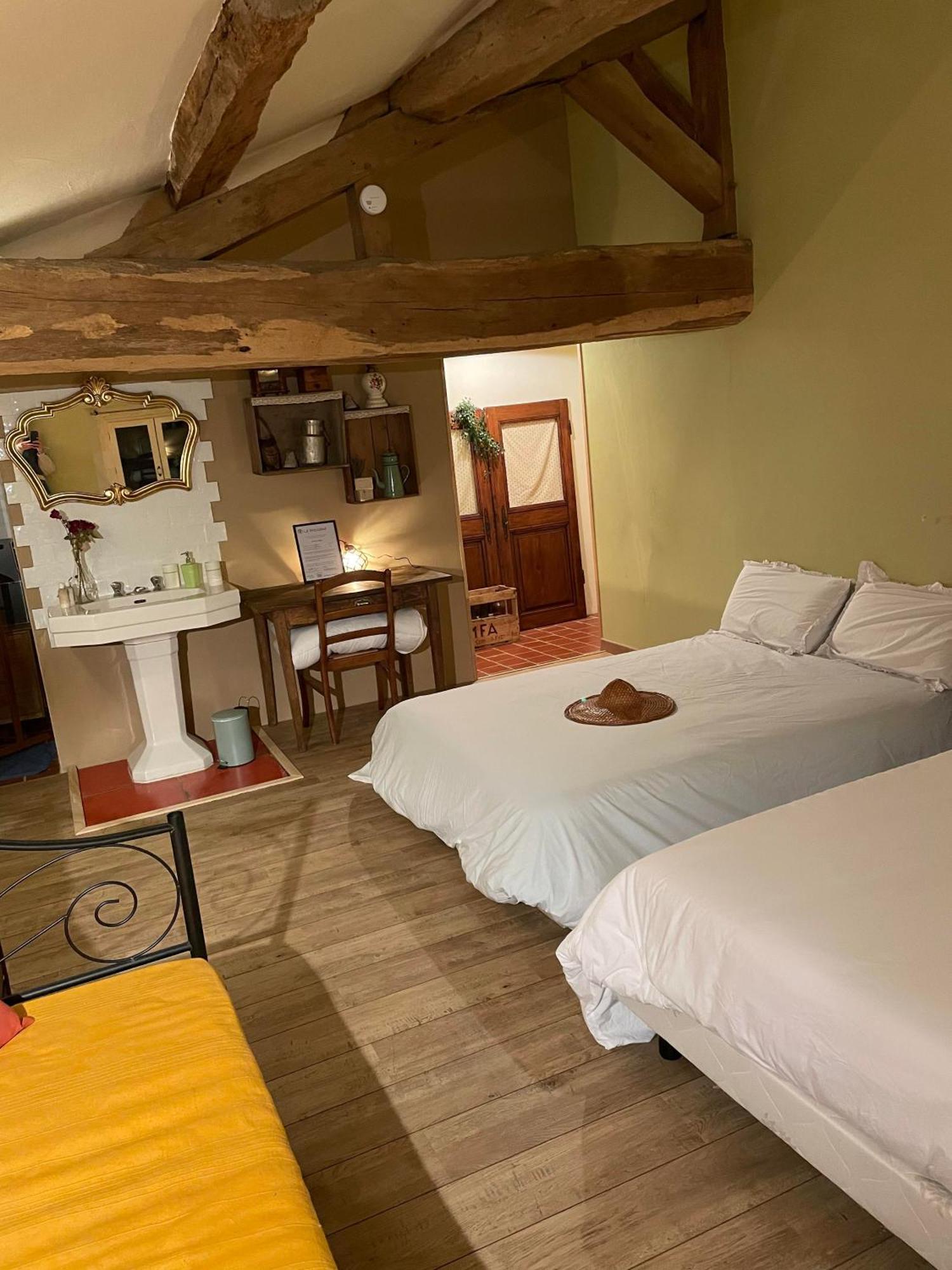 Domaine Des Granges Neuves Hotel Confrançon Buitenkant foto
